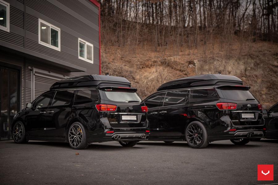  Kia Carnival on Vossen Wheels (HF-2) 2019 года  (фото 9 из 9)